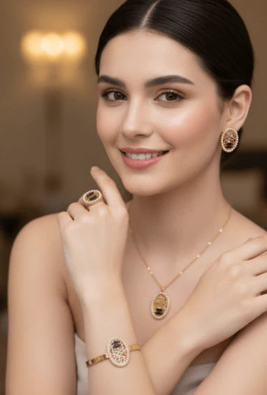 Vintage Rose Emblem Jewellery Set